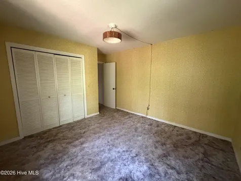 80 Hardee Lane Whispering Pines NC 28327