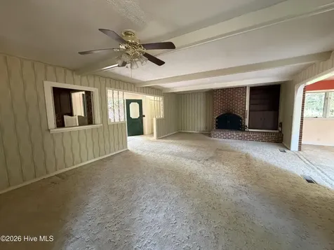80 Hardee Lane Whispering Pines NC 28327