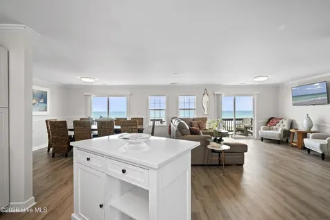 101 Ocean Drive Emerald Isle NC 28594