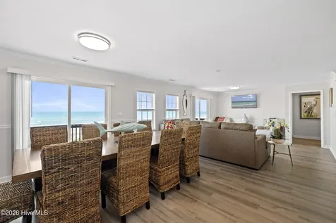 101 Ocean Drive Emerald Isle NC 28594