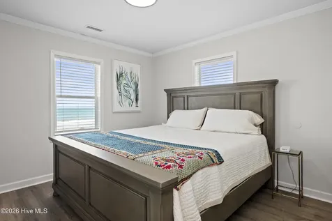 101 Ocean Drive Emerald Isle NC 28594