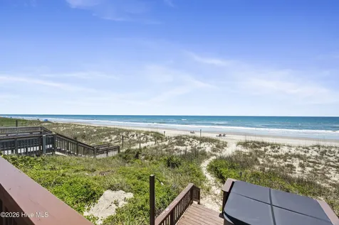 101 Ocean Drive Emerald Isle NC 28594