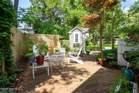 611 Craven Street New Bern NC 28560