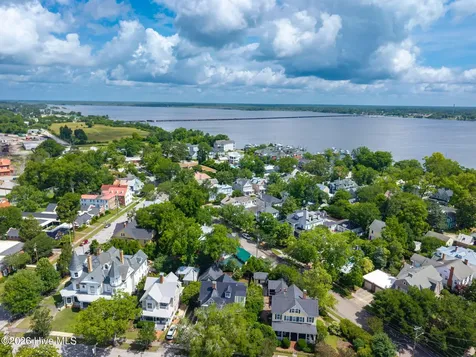 611 Craven Street New Bern NC 28560