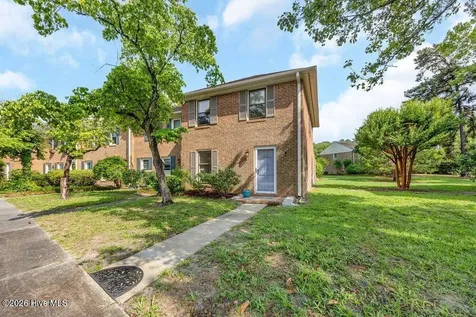 4918 Seabrook Court Wilmington NC 28403