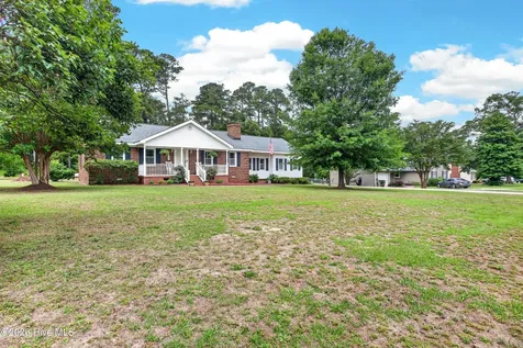 206 Crestwood Drive Goldsboro NC 27530