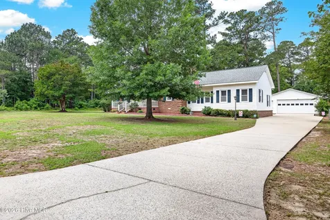 206 Crestwood Drive Goldsboro NC 27530