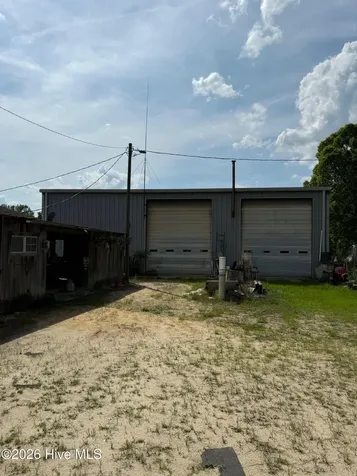 1434 Nc 53 Highway W Elizabethtown NC 28337