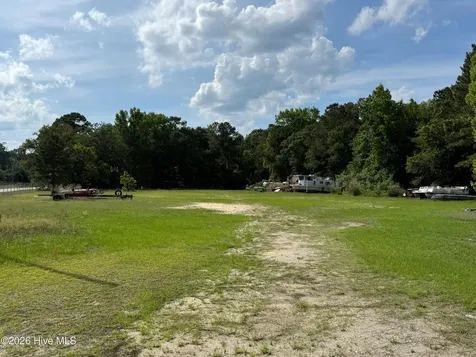 1434 Nc 53 Highway W Elizabethtown NC 28337