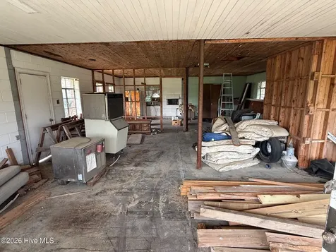 1434 Nc 53 Highway W Elizabethtown NC 28337