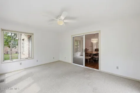 900 Crane Drive New Bern NC 28560