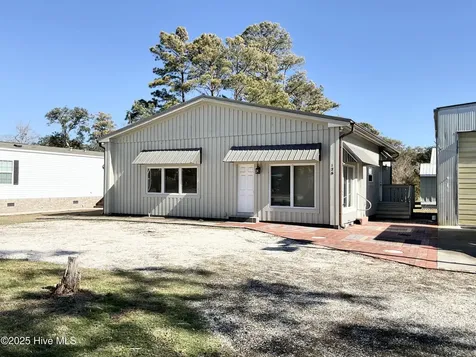 126 NE 75th Street Oak Island NC 28465