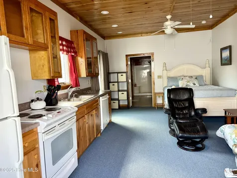 126 NE 75th Street Oak Island NC 28465