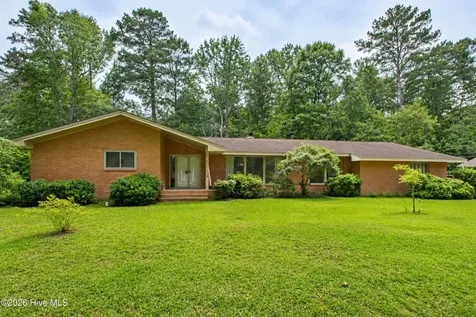 527 Edgewood Circle Whiteville NC 28472