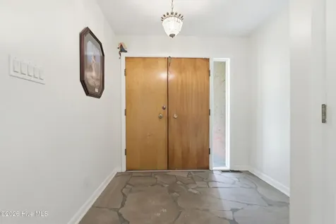 527 Edgewood Circle Whiteville NC 28472