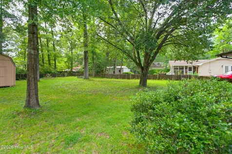 527 Edgewood Circle Whiteville NC 28472