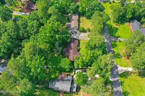 527 Edgewood Circle Whiteville NC 28472