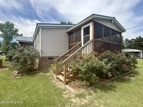 102 Belcher Road Williamston NC 27892