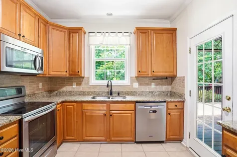 103 Southern Magnolia Court Hampstead NC 28443