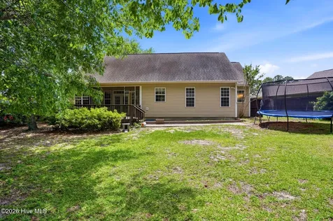 103 Southern Magnolia Court Hampstead NC 28443