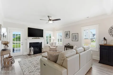 24 W Abaco Way Hampstead NC 28443