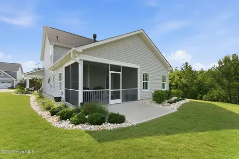 24 W Abaco Way Hampstead NC 28443