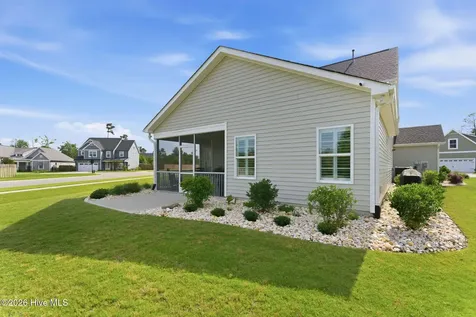 24 W Abaco Way Hampstead NC 28443