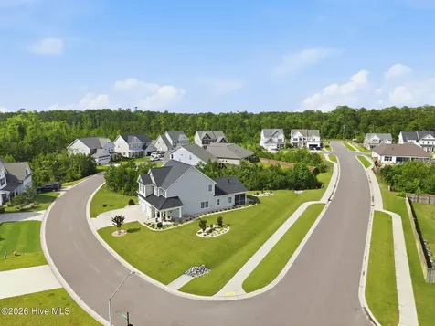 24 W Abaco Way Hampstead NC 28443