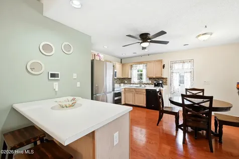 2016 White Road Wilmington NC 28411