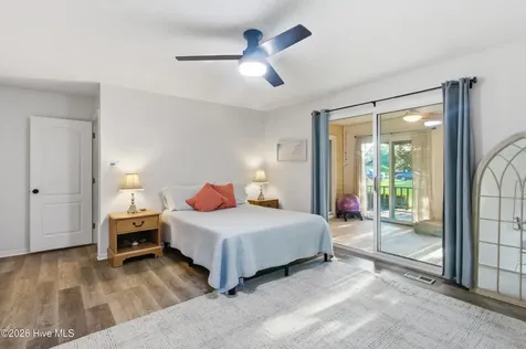 6009 Pelican Drive New Bern NC 28560