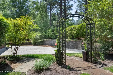 31 Juniper Creek Boulevard Pinehurst NC 28374