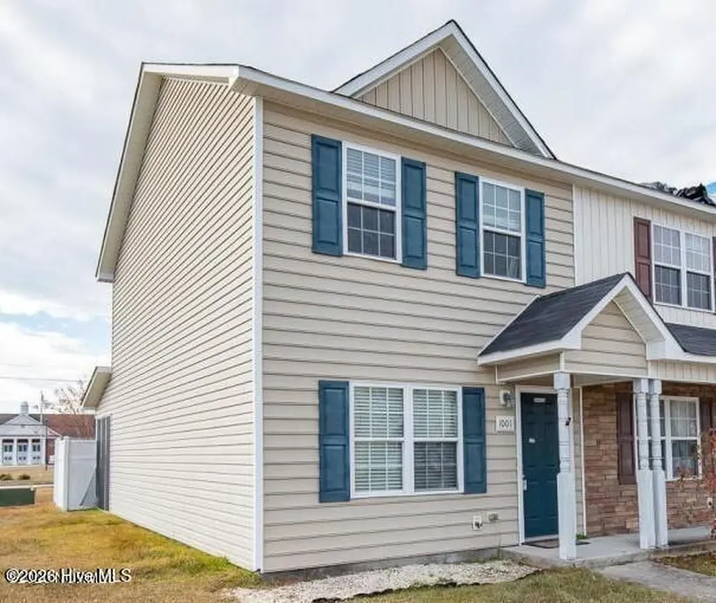 1001 Grandeur Avenue Jacksonville NC 28546