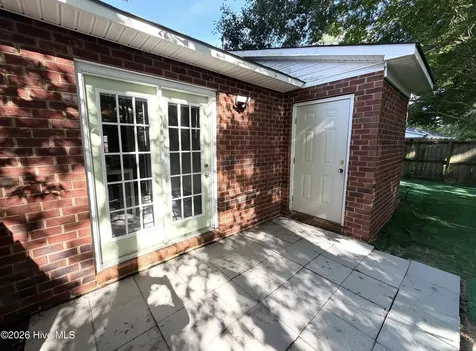 1804 Summerhaven Drive Greenville NC 27858