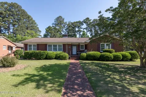 1705 Englewood Drive Greenville NC 27858