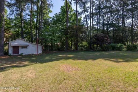 1705 Englewood Drive Greenville NC 27858