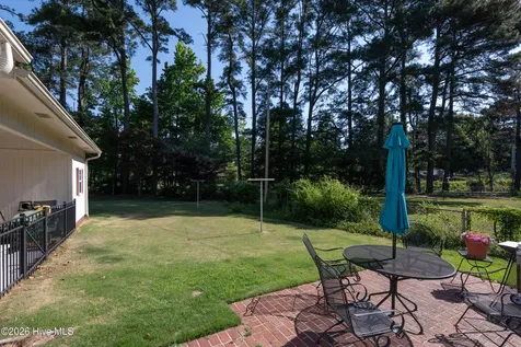 1705 Englewood Drive Greenville NC 27858