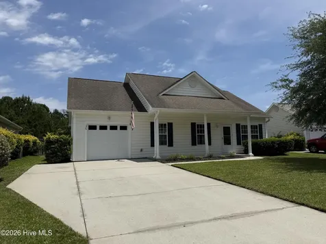 136 N Palm Drive Winnabow NC 28479