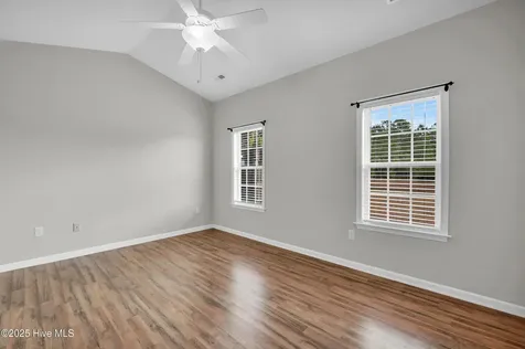136 N Palm Drive Winnabow NC 28479