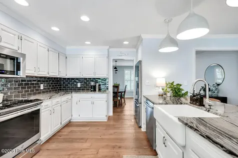 207 River Drive Southport NC 28461