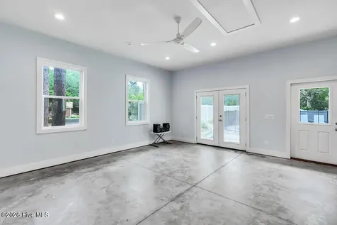 207 River Drive Southport NC 28461