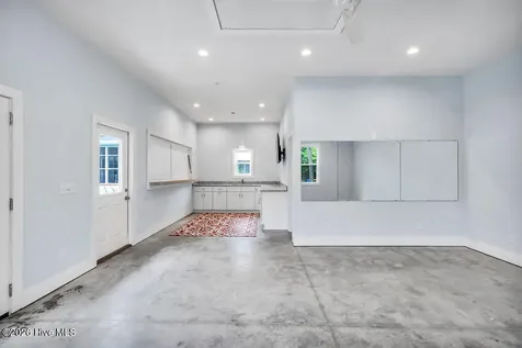 207 River Drive Southport NC 28461