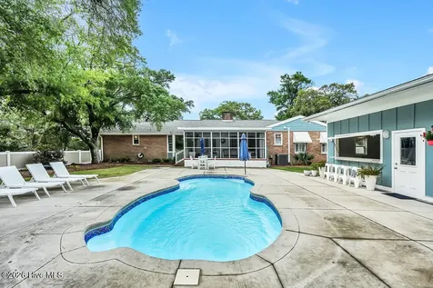 207 River Drive Southport NC 28461