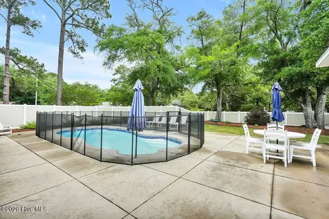 207 River Drive Southport NC 28461