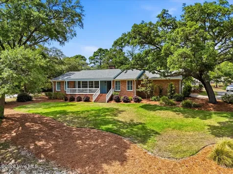 207 River Drive Southport NC 28461