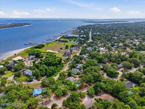 207 River Drive Southport NC 28461