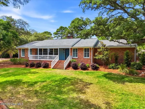 207 River Drive Southport NC 28461