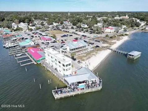 207 River Drive Southport NC 28461