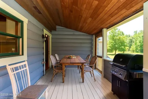 178 Whites Neck Lane Knotts Island NC 27950