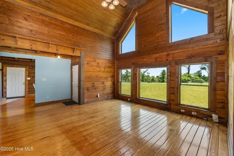 178 Whites Neck Lane Knotts Island NC 27950