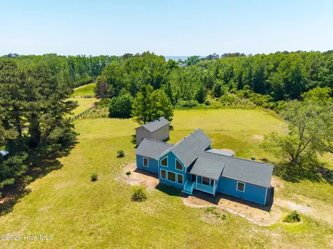 178 Whites Neck Lane Knotts Island NC 27950